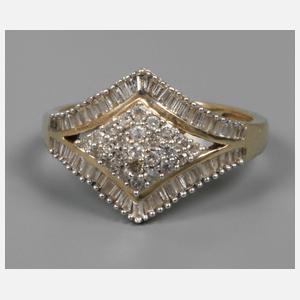 Damenring mit Diamanten