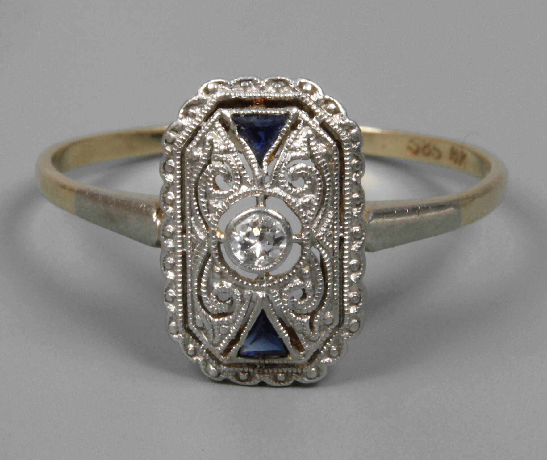 Damenring mit Diamant und Saphiren