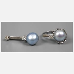 Zwei Schmuckstücke mit Perlen und Brillanten