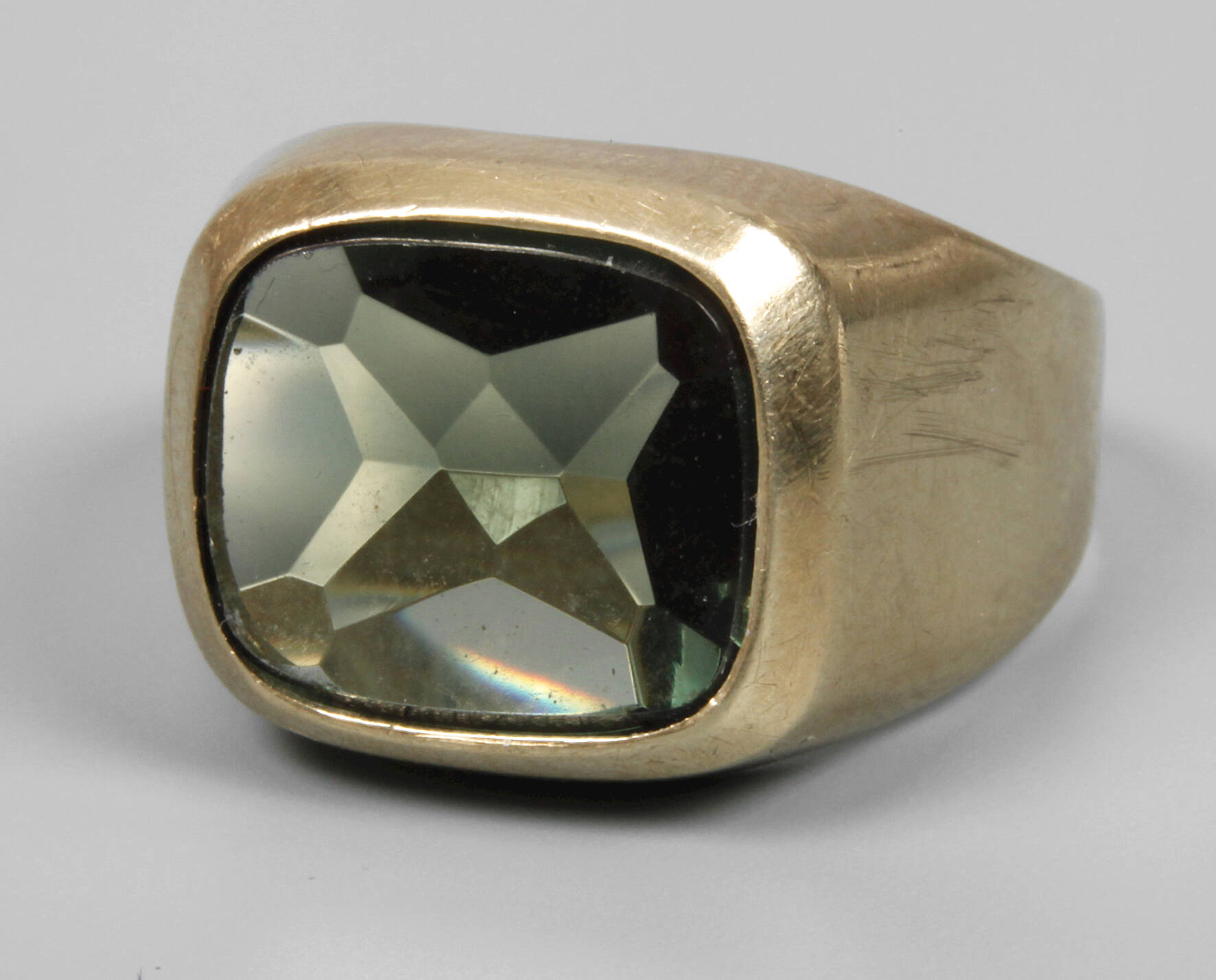 Herrenring mit Steinbesatz