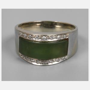 Damenring mit Jade und Diamanten