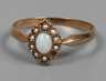 Damenring mit Edelopal und Saatperlen
