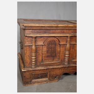 Große Renaissancetruhe