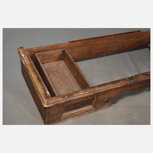 Große Renaissancetruhe