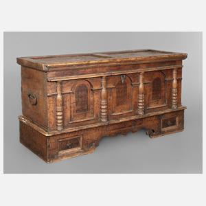 Große Renaissancetruhe