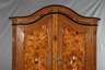 Intarsierter Barockschrank