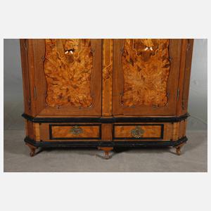 Intarsierter Barockschrank