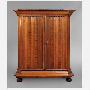 Kleiner Wellenschrank