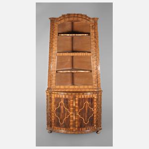 Eckvitrine Barock