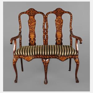 Kleine barocke Sitzbank