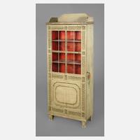 Kleiner Vitrinenschrank im Louis-seize-Stil111