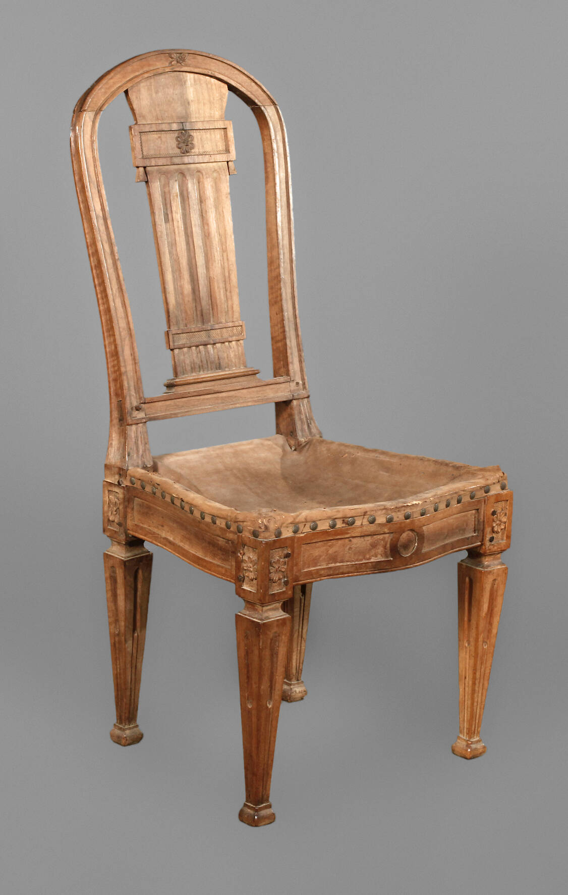Klassizistischer Stuhl