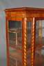Dreiseitenvitrine Biedermeier