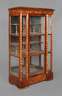 Dreiseitenvitrine Biedermeier
