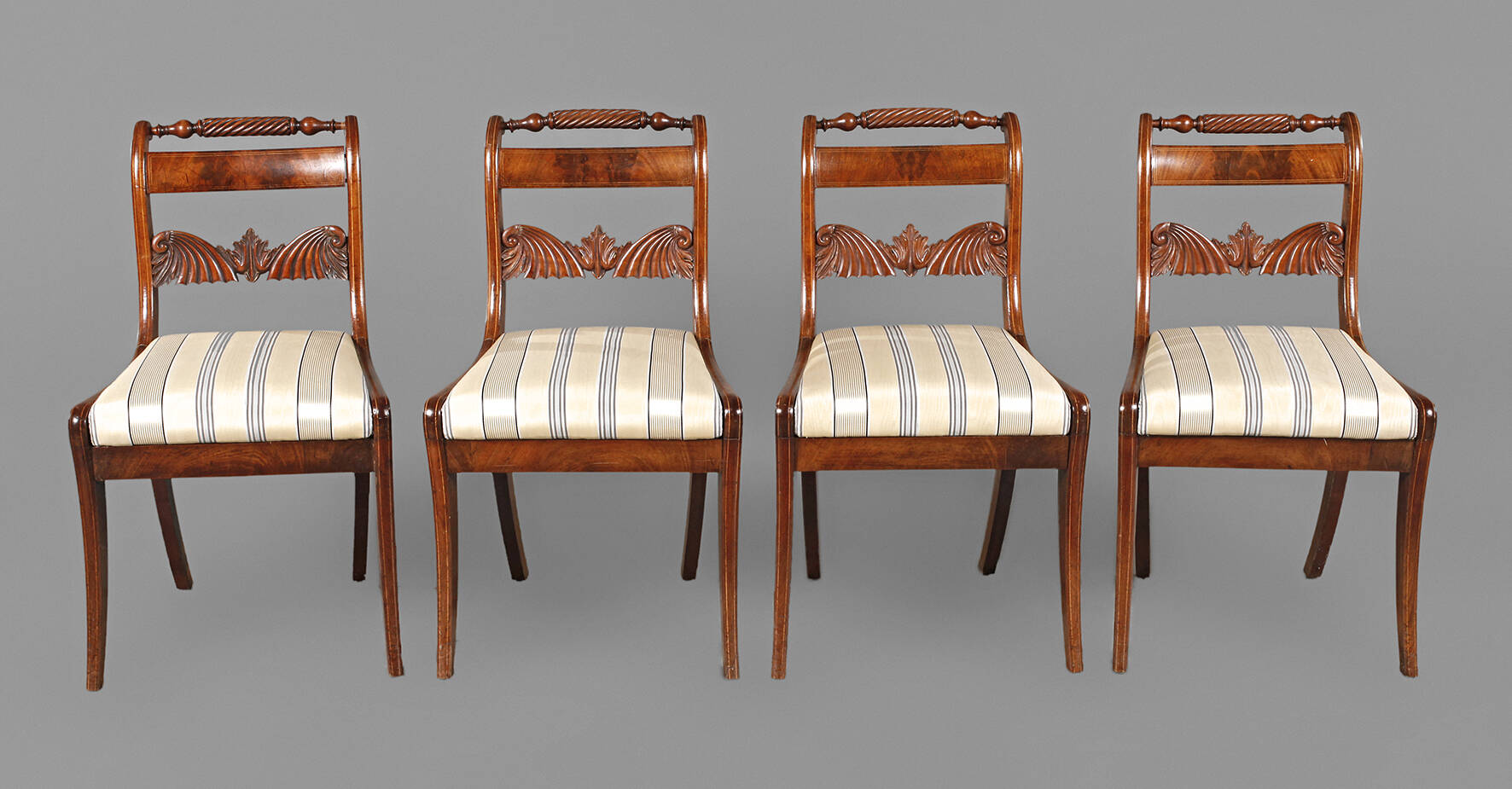 Vier Stühle Spätbiedermeier
