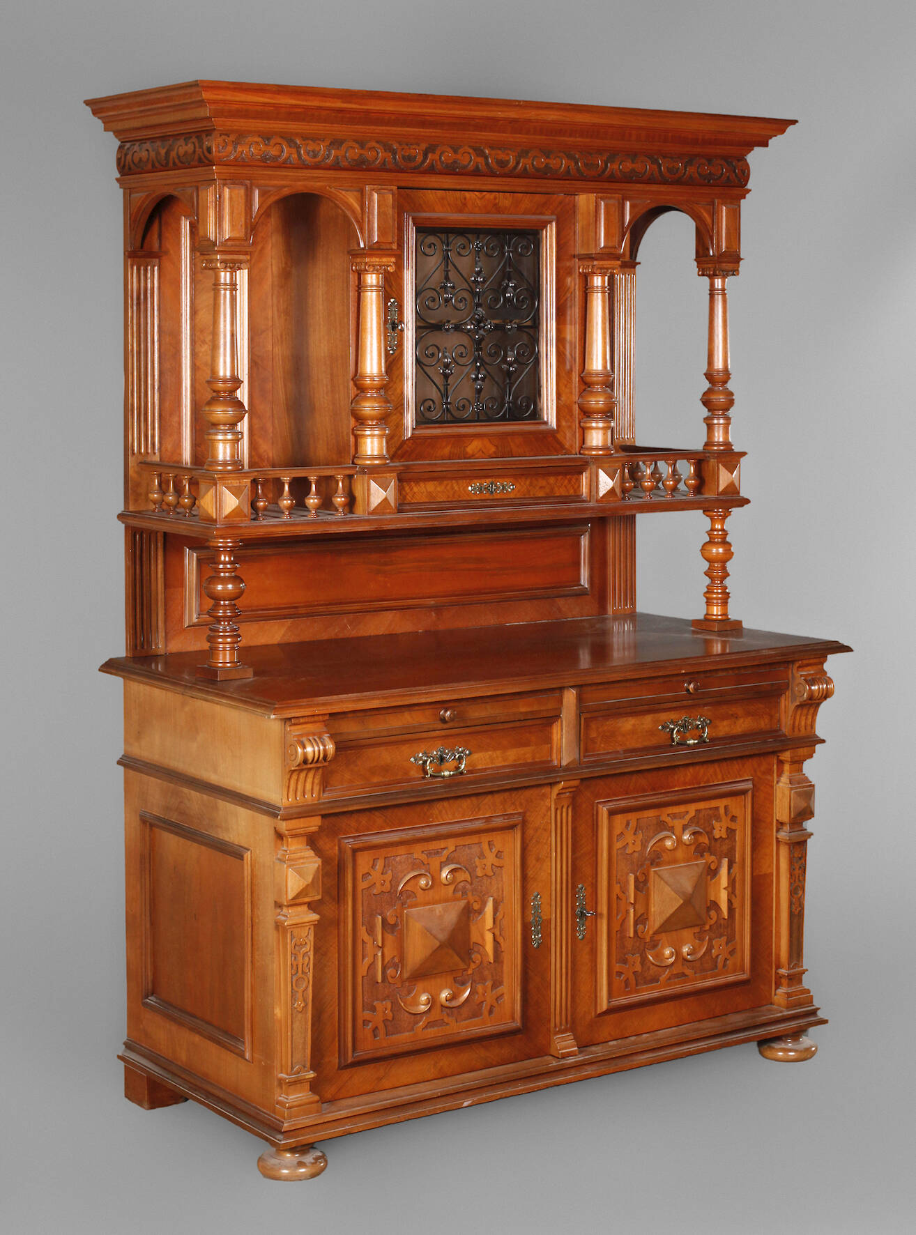 Aufsatzbuffet Gründerzeit