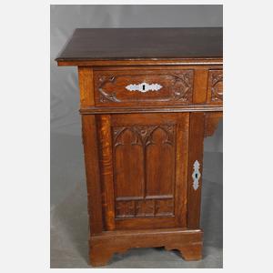 Schreibtisch neogotisch