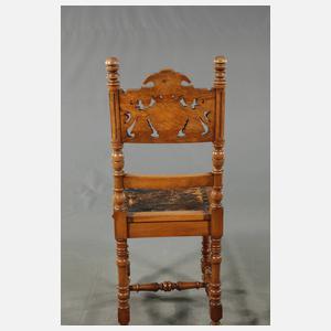 Vier Gründerzeitstühle