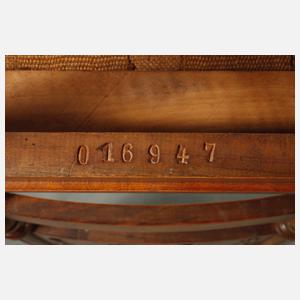 Vier Gründerzeitstühle