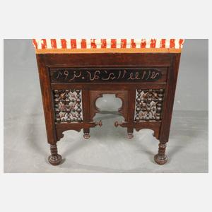 Zwei maurische Hocker