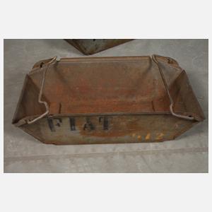 Fünf Werkzeugbehälter Fiat