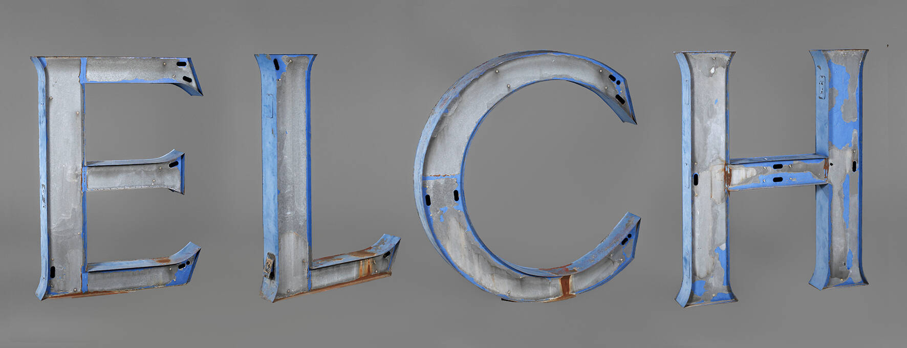 Große Werbebuchstaben