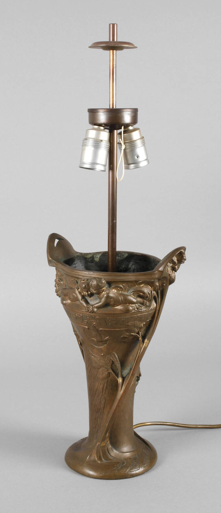 Bronzelampe G. Flámand