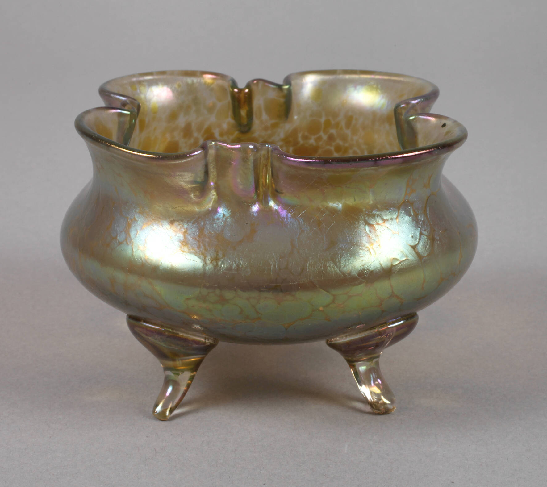 Lötz Wwe. Fußschale