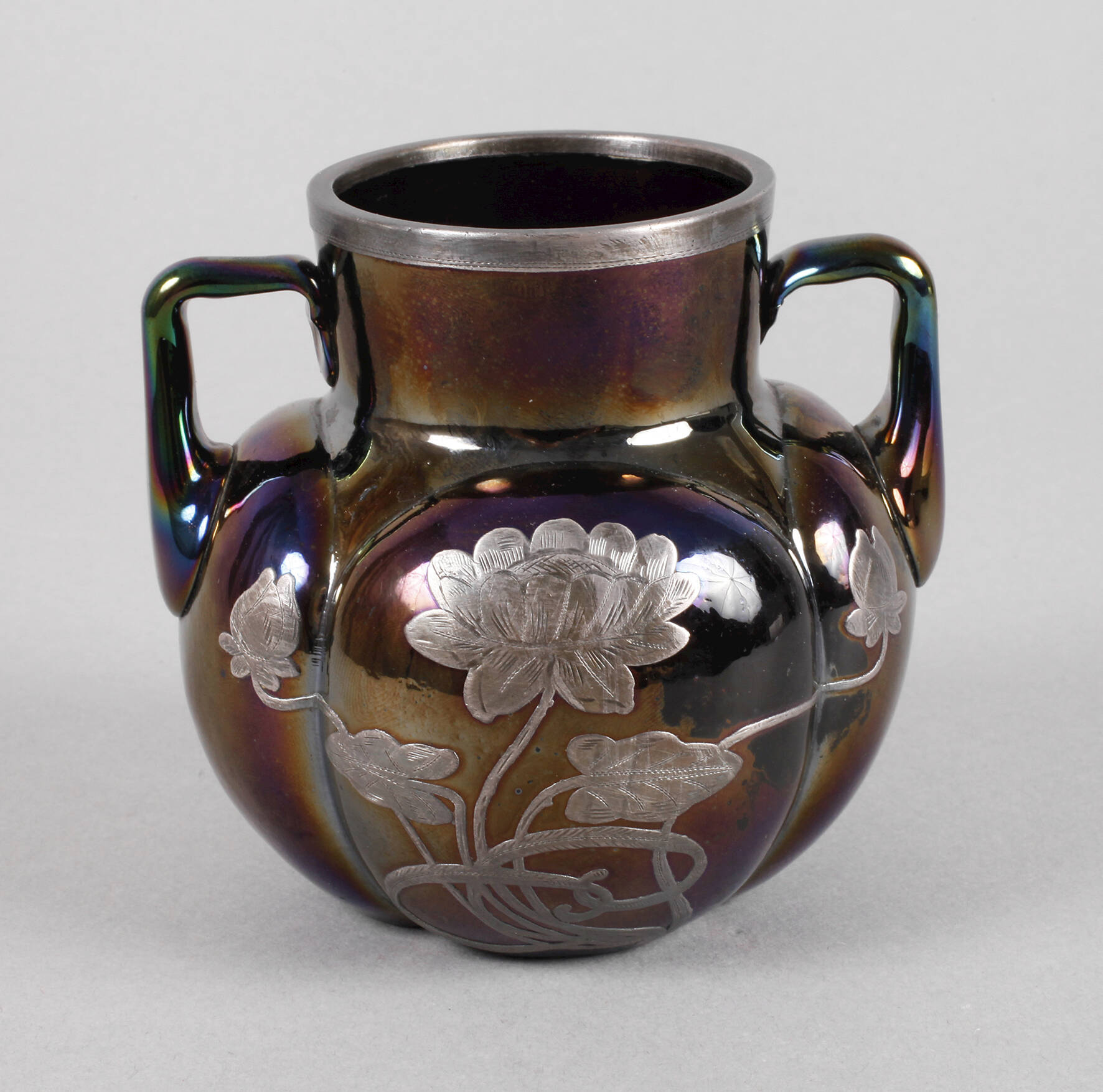 Kralik Vase mit galvanischer Silberauflage