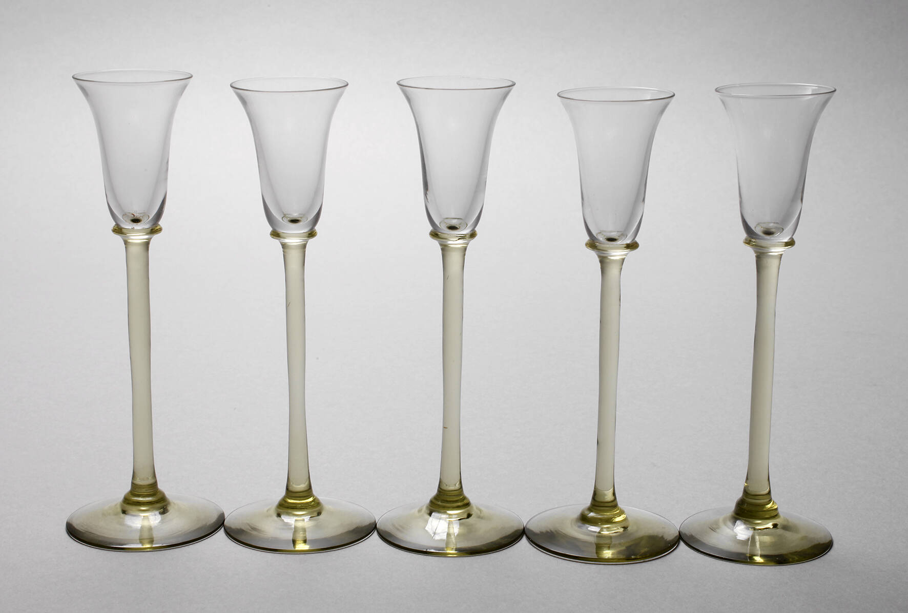 Johann Vincenz Cissarz fünf Likörgläser