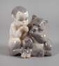 Royal Copenhagen Faun mit Bär
