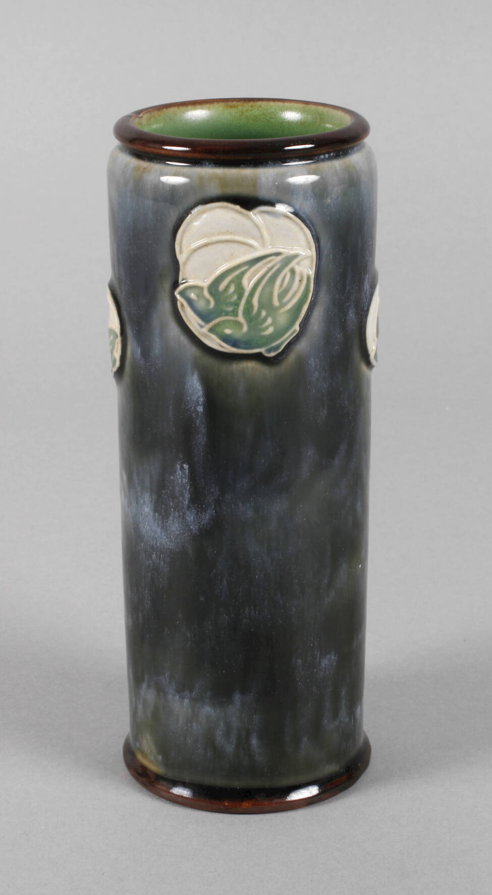 Royal Doulton Vase mit Schwalben