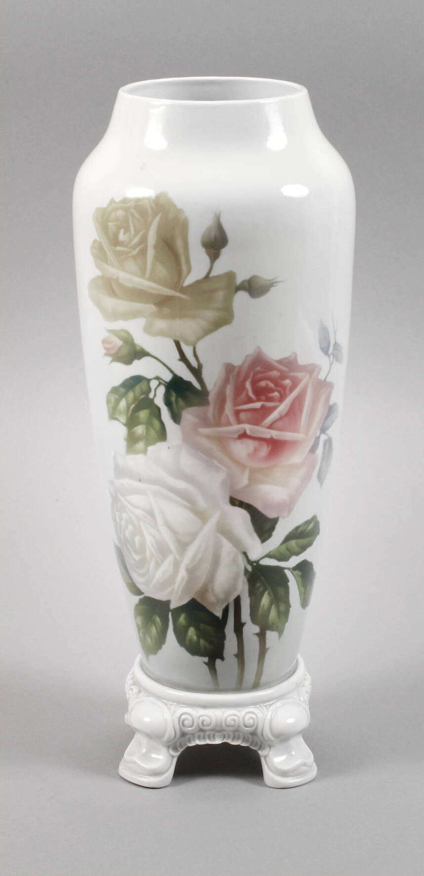 Fraureuth große Vase auf Sockel