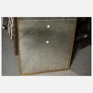 Paar übergroße Spiegel