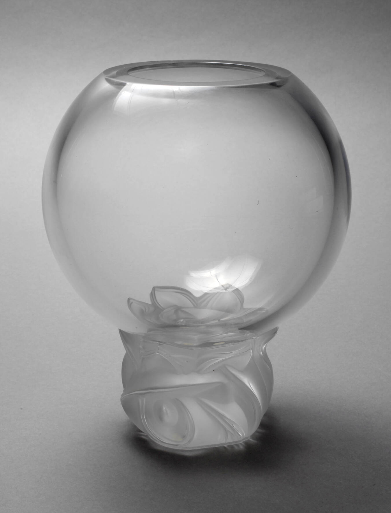 Marie-Claude Lalique Vase "Jamrose"