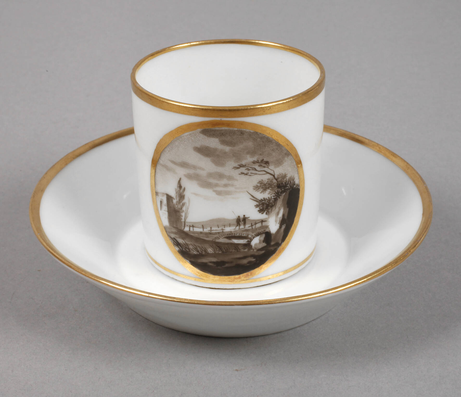 Thüringen Sammeltasse mit Camaieumalerei