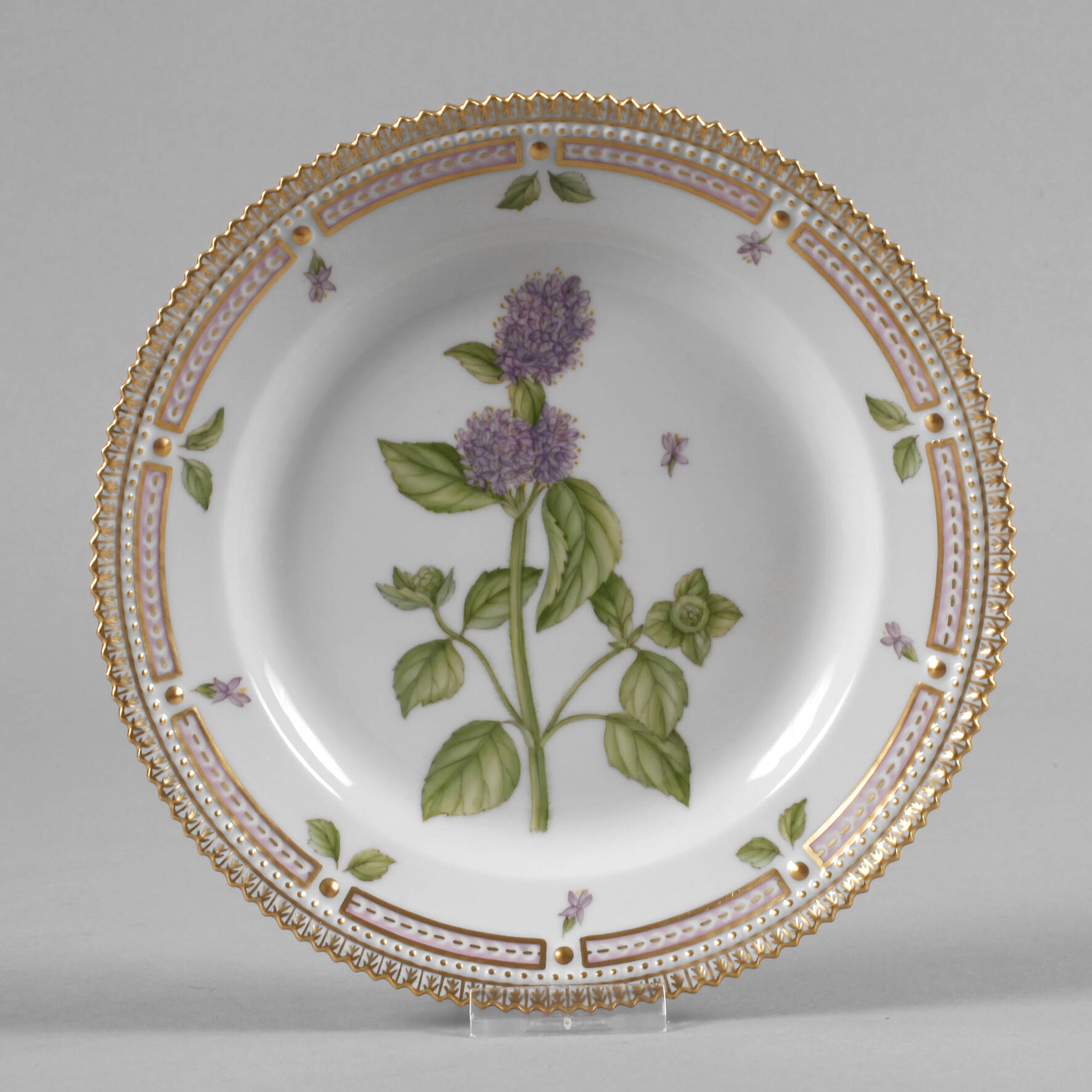 Royal Copenhagen Dessertteller "Flora Danica"