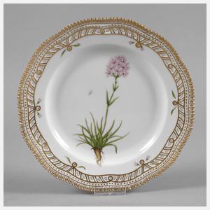 Royal Copenhagen Durchbruchteller "Flora Danica"