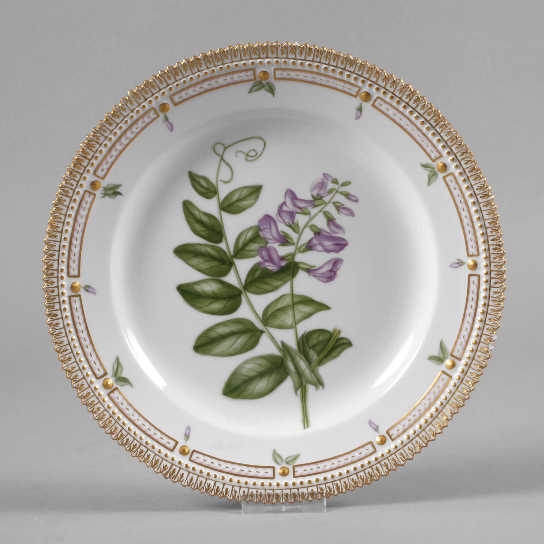 Royal Copenhagen Frühstücksteller "Flora Danica"