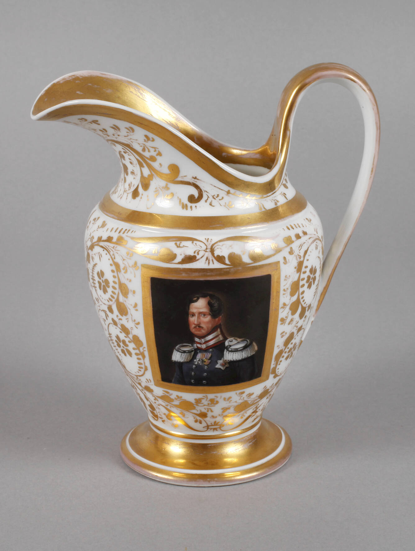 KPM Berlin Portraitkanne Friedrich Wilhelm III.
