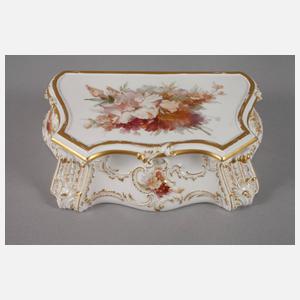 KPM Berlin Kaminuhr mit Postament und Weichmalerei