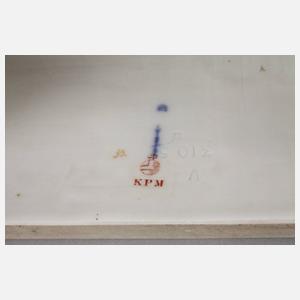 KPM Berlin Kaminuhr mit Postament und Weichmalerei