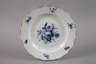 Meissen Teller und Sauciere Blaumalerei