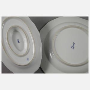 Meissen Teller und Sauciere Blaumalerei