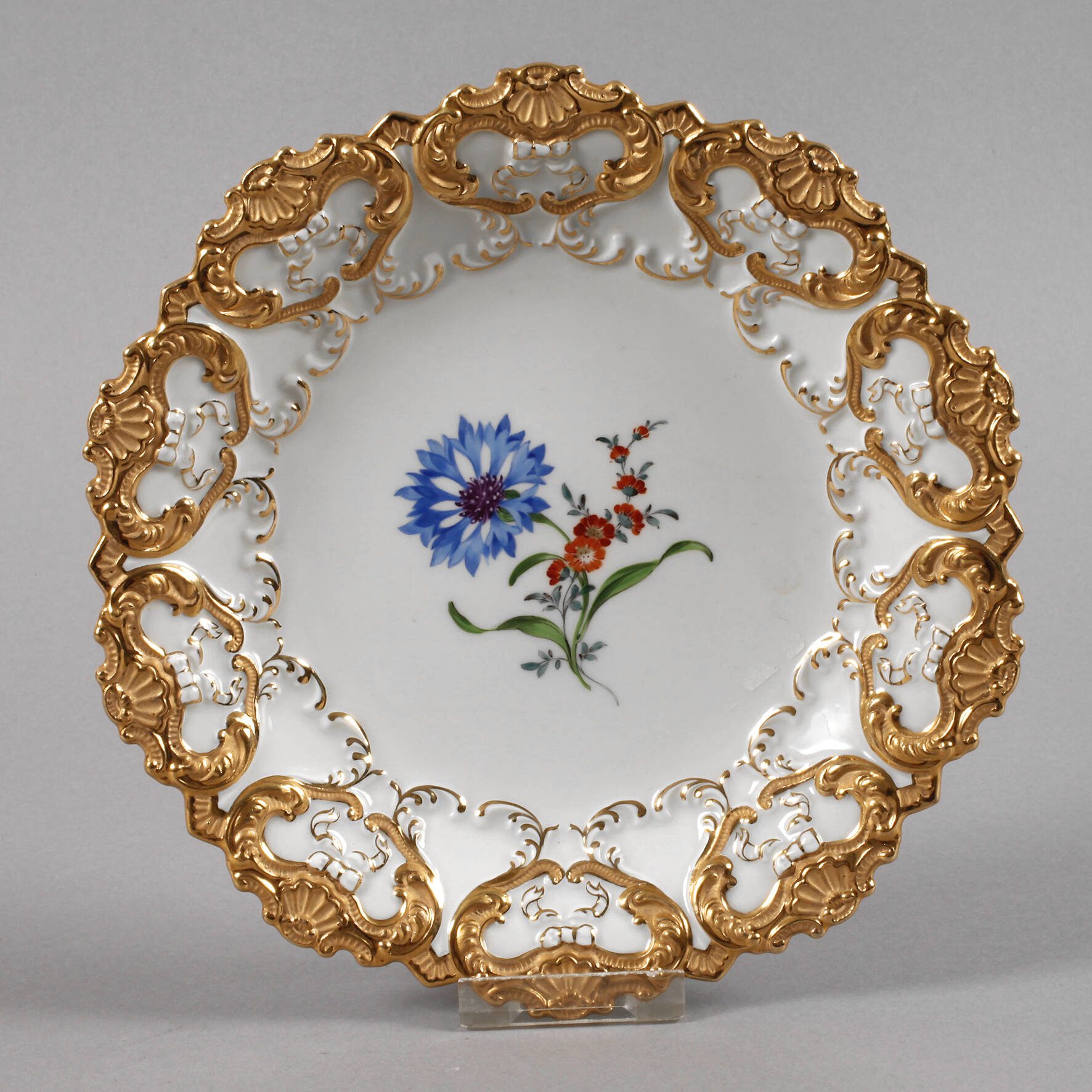 Meissen Prunkteller "Blume 2"