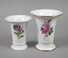 Meissen zwei Trichtervasen Blumenmalerei