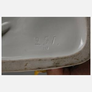 Meissen "Schlittengruppe mit Hofnarr Fröhlich"