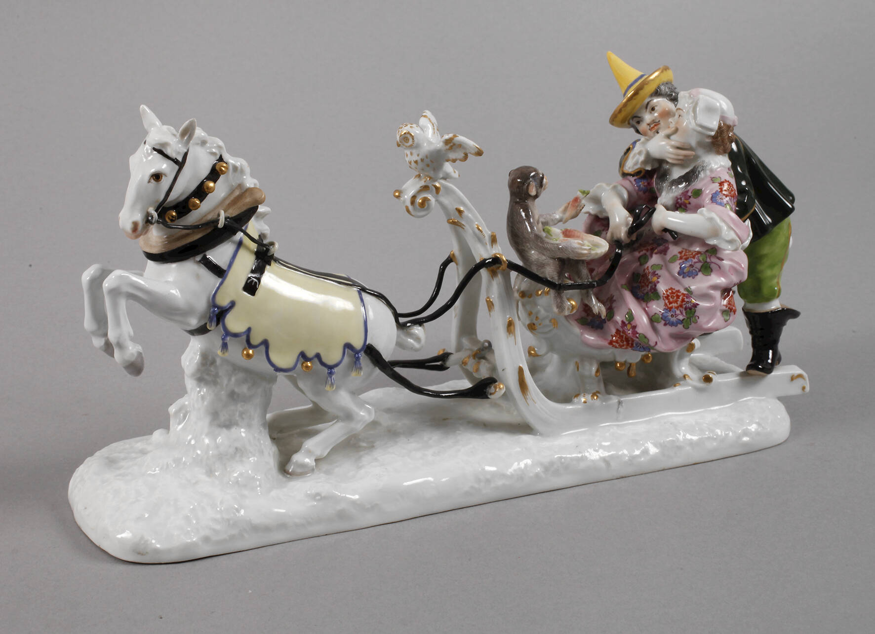 Meissen "Schlittengruppe mit Hofnarr Fröhlich"