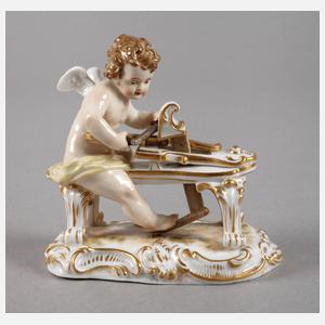 Meissen "Amor, einen Bogen schnitzend"