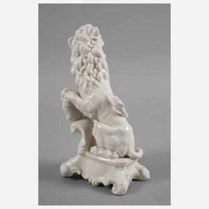 Nymphenburg "Bayerischer Löwe auf Sockel"